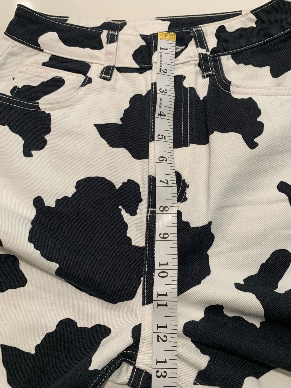 NWOT Reclaimed Vintage Cow Print Ultra High Rise Tapered 90s Mom Jeans, 26 - Picture 8 of 10